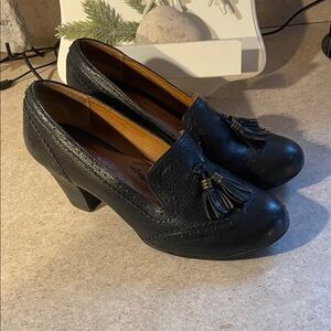 Classic Black Leather Women's Loafers